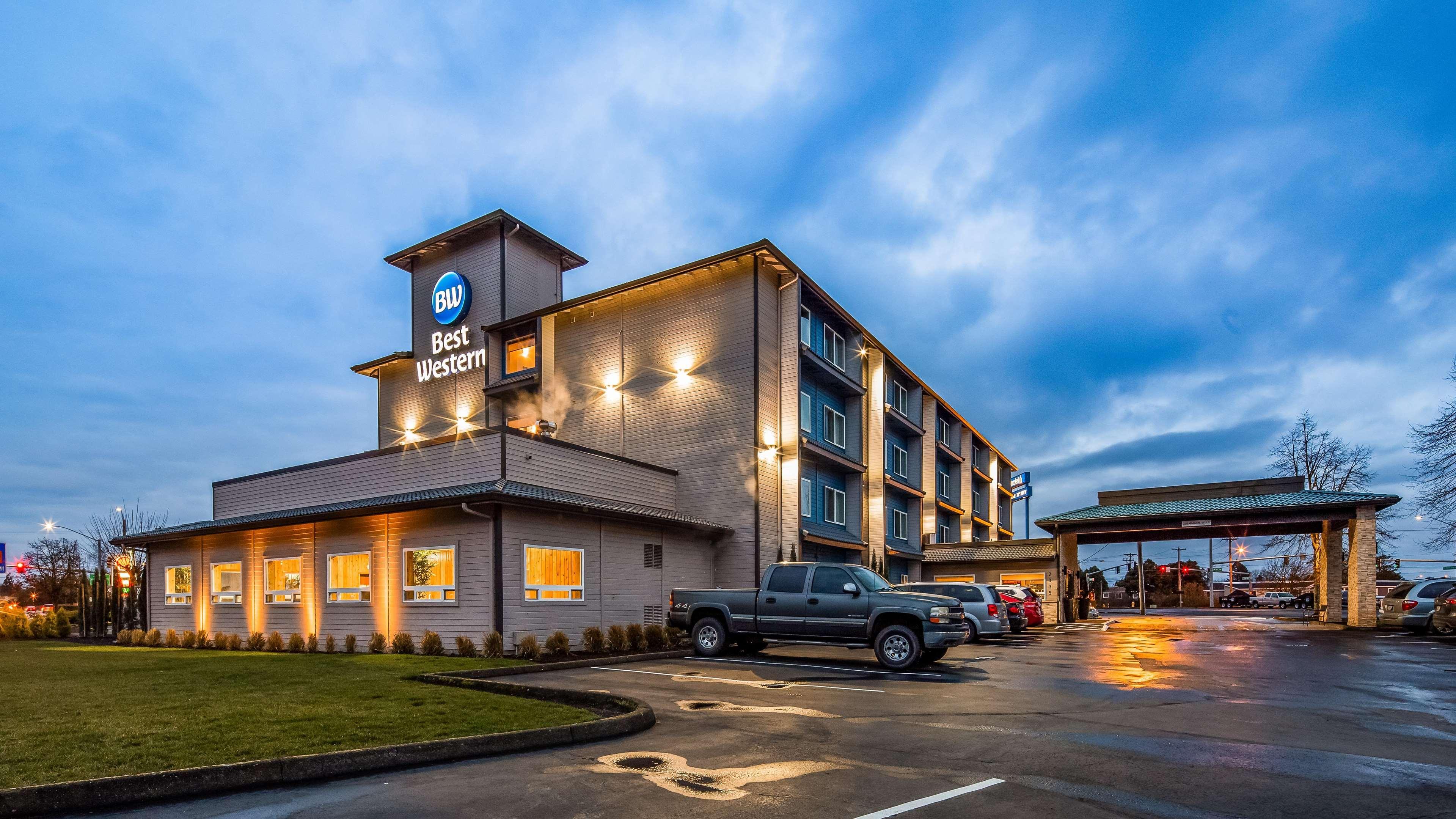 Best Western Mcminnville Inn Екстер'єр фото